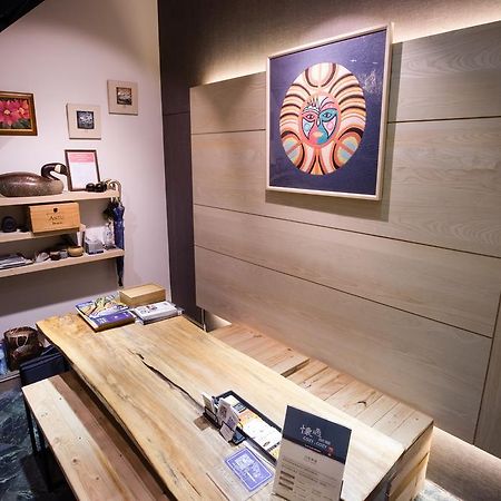 Cozy Cozy Hostel Tainan Exterior foto